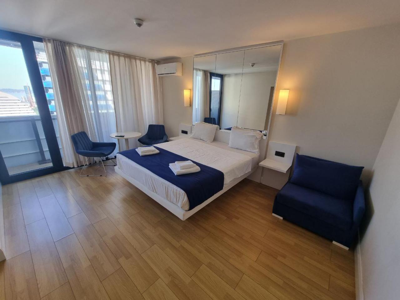 Orbi Apartments С Прекрасным Видом Batumi Exteriör bild