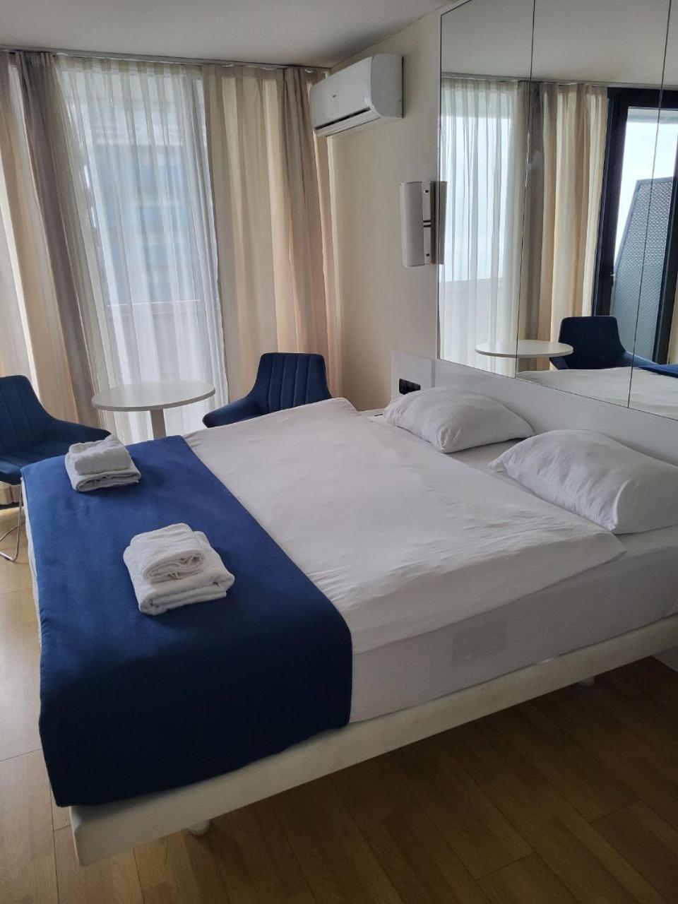 Orbi Apartments С Прекрасным Видом Batumi Exteriör bild
